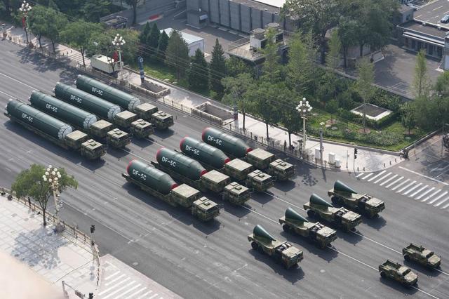 看完北京阅兵后，美防长称美国不寻求和中国发生冲突