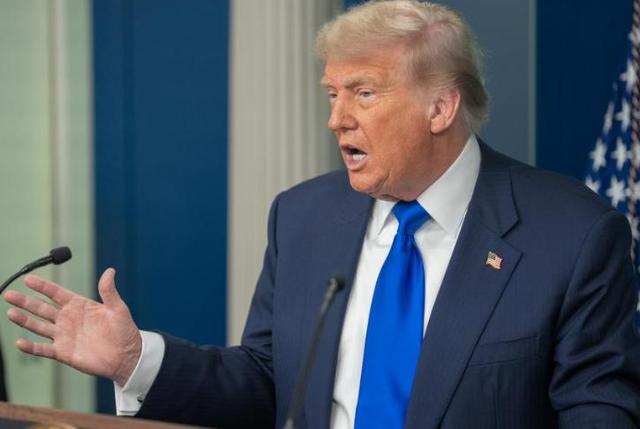 不到24小时，美国扣第3艘油轮，但碰上刺头	，双方爆发海上追逐战