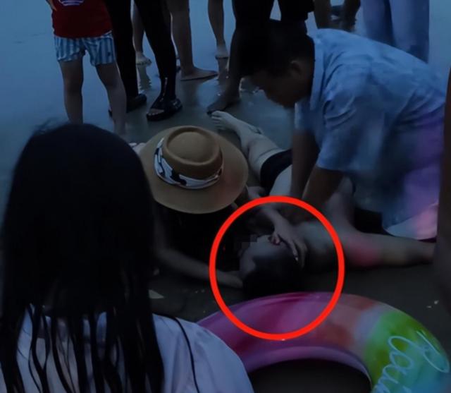 男子三亚溺水后续，死者身份被扒，妻子崩溃，网友：不值得同情