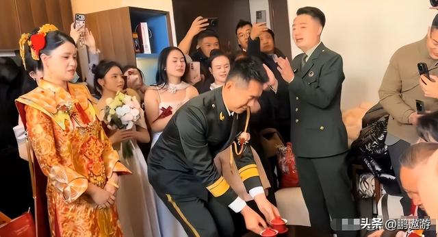 张自轩婚礼现场，新娘很强势两次拒绝他的亲密动作	，岳父实力不菲