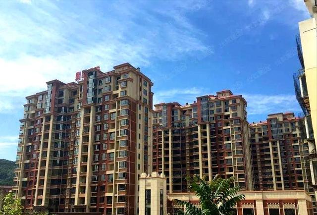 中央定调明年经济！工资、房子、生娃有大变化，普通人要翻身了？