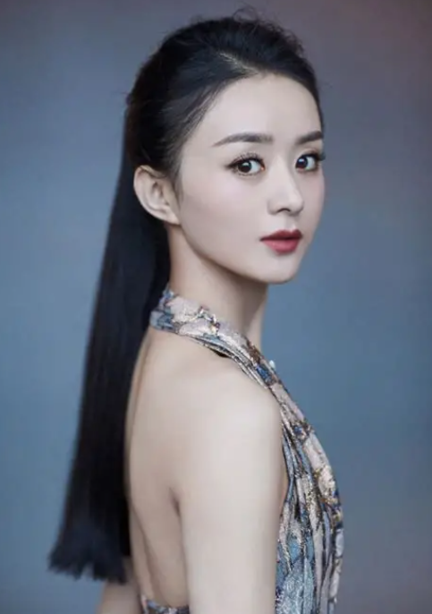 冯绍峰也没想到，被官媒高调官宣喜讯的赵丽颖，证实陈晓没说错