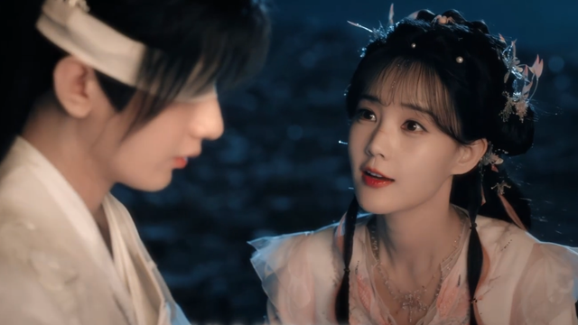 《天地剑心》《山河枕》各看4集，一部直接弃剧，一部熬夜狂追！