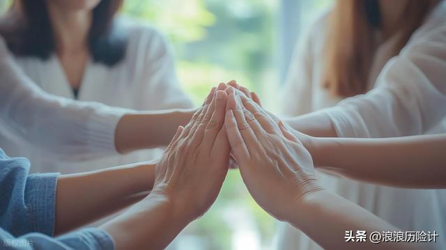 80万奔驰借朋友找对象，8个月后被抵押3万！车主痛哭天天挤公交