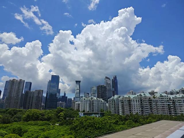 深圳，全国空气质量最好的特超大城市，从天空到地面都是风景