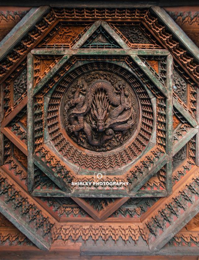 32年前一场大火，北京地标商圈传奇就此陨落，重建后热闹喧嚣不再