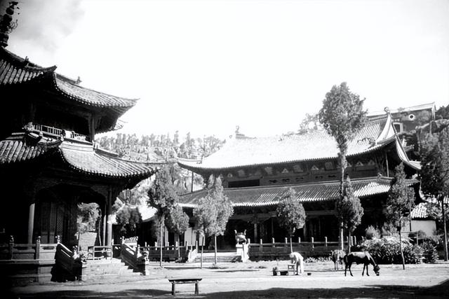 1930年的昆明风景 雄奇瑰丽的近日楼