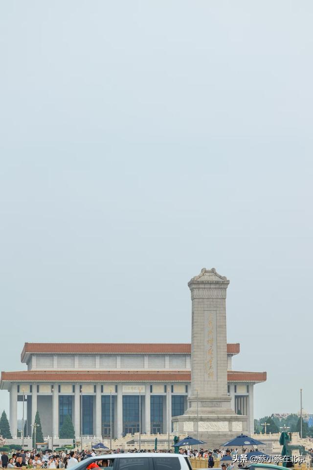 2025年7月27日，北京天安门广场发生的真实排队场景，大家看看吧