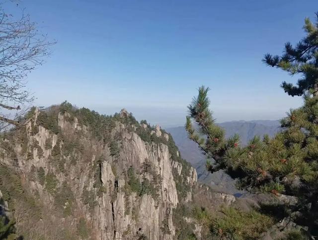 爬鸡峰山的好处，让你受益匪浅！