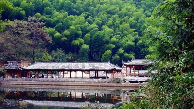 来黟县，把生活调成“康养模式” | 超级皖黄山市争霸赛等你来战