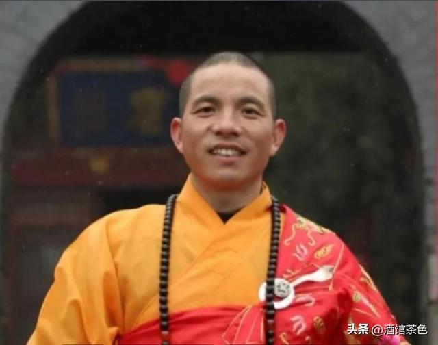 少林寺官宣新住持不到2天，恶心一幕出现，遭网友质疑，理由一致