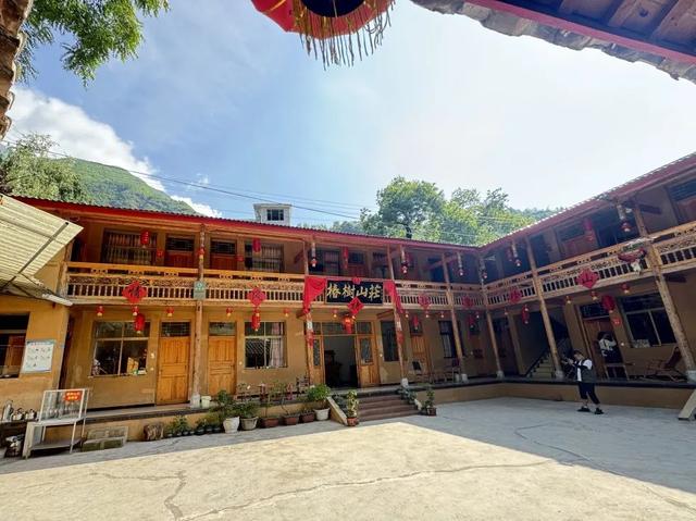 超绝盛夏避世指南！这个暑假在白马山寨找回生活本味