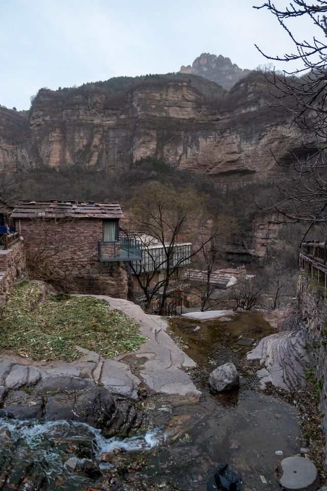 画布上的石头村：在高家台，看见被艺术点亮的太行山魂
