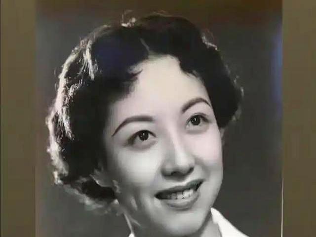 杜近芳：演样板戏虽然像戴着镣铐跳舞，但我总想给京剧留点种子！