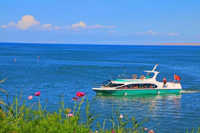 水天一色 博斯腾湖