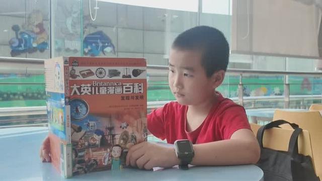 服务“苏超”游客 助力“文化纳凉” 青少年志愿者活跃文化场馆