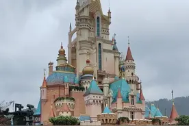 去港澳不开漫游、不兑换货币，支付方式一样，网络免费或十几块钱图片