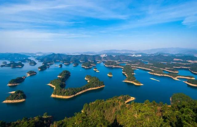 中国最美的两个人工湖，一个在安徽，一个在浙江，你去过吗