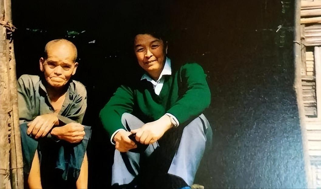 他曾是胡书记的得助手，担任过贵州省委书记，临终请求葬回故乡