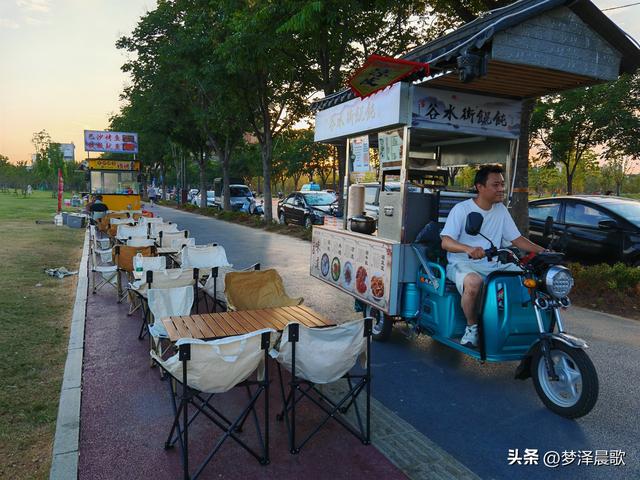千年古城云梦 繁荣热闹的夜经济