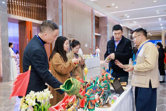 第二十五届华创会 知音湖北 大美长江 文旅专场推介会在汉成功举办！