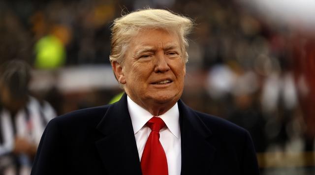 订单清零！中国人不买了，特朗普得罪了不该惹的国家，对华出手后，不得不为“贸易战”支付赔偿
