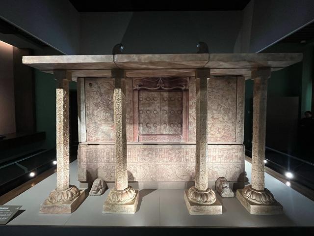 山西全境自驾游(十三天):双塔寺、山西博物院