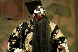 包拯每年俸禄18000贯，一万八换算人民币是多少？一算“吓一跳”图片