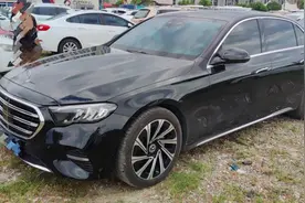 真实的二手车坑人经历，5个月的奔驰E300准新车，只卖7万块！图片