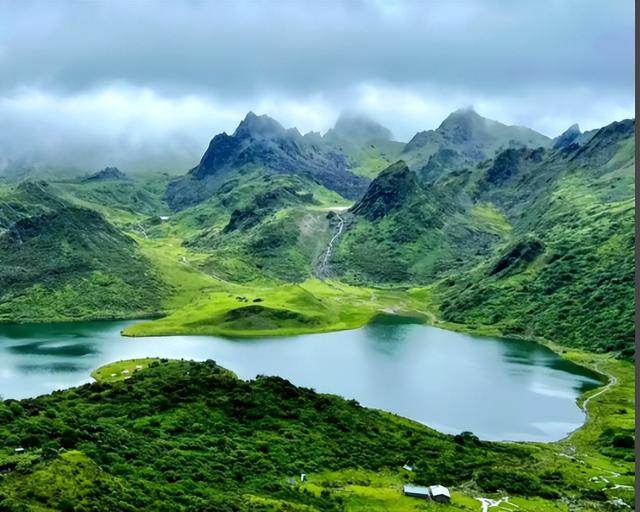人生第一座雪山竟成终点？揭秘哈巴事故细节，别再被网红贴骗了