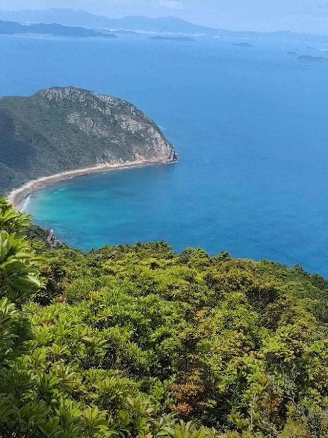 男子登山失联超3天，监控画面曝光，徒步路线诡异，最后现身海边