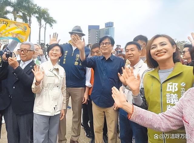 洪秀柱刚观礼9·3阅兵，岛内支持度大反转，台当局矛头对准新北
