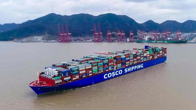 中国打破西方30年垄断!你断芯片我断钢，别以为没有方法对付欧美!