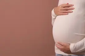 “女性最佳生育年龄”出炉，产科大夫建议，超过该年龄就别生了图片