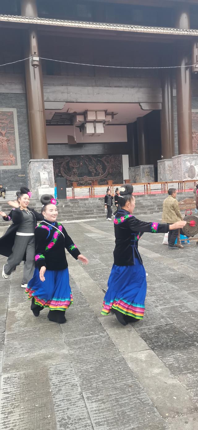 改变，面对，接受，向阳而生