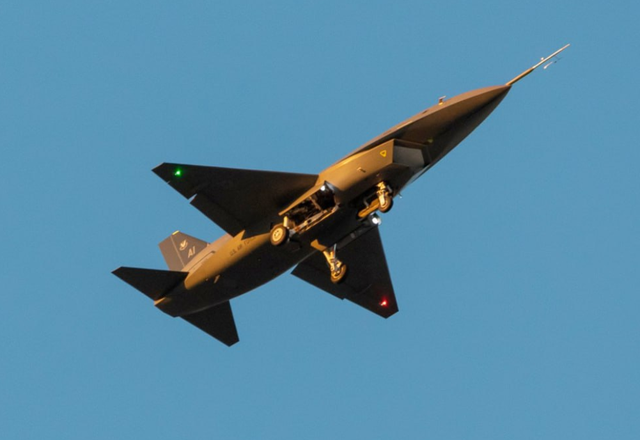 556天闪电造机！美军“狂怒”无人机首飞，却被吐槽“落后一代”