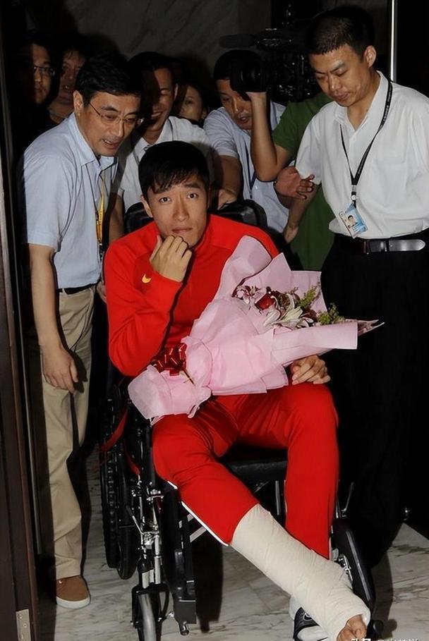 真相大白！他是毁掉刘翔的真凶，贪污1200万，坚持让刘翔带伤上阵