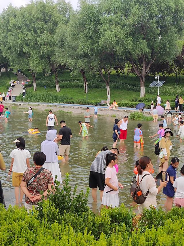 风凰湖，自然与人文交织共生的当代诗篇！