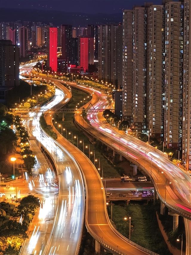 通衢贯山河