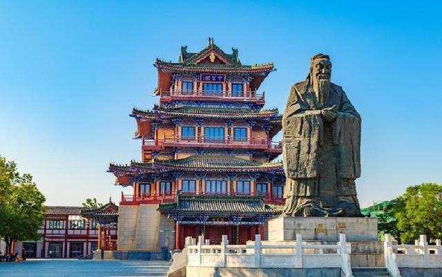 中国河南省五大历史古城：1、商丘古城，2	、许昌古城，3、开封