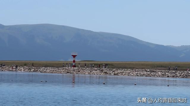 来赛里木湖后，整个人都不好了。