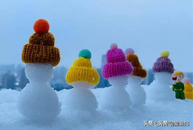 白天霜降，立冬穿袄；晚上霜降，单衣过冬，今年霜降在哪？早了解