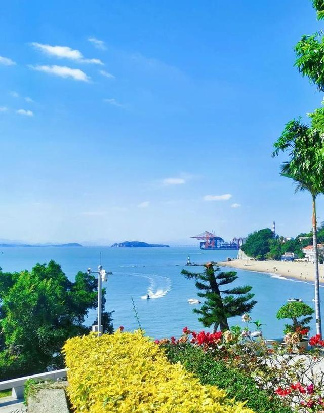 杭州人，去了宁波和温州，说句大实话：宁波人和温州人气质截然