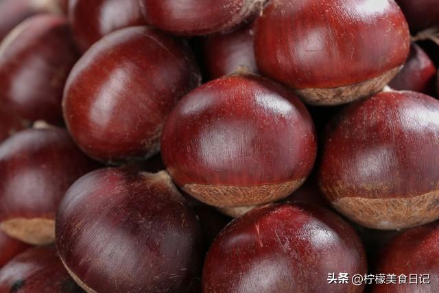 生栗子这样煮，香甜软糯还自动脱皮！老农教的土方法真绝了