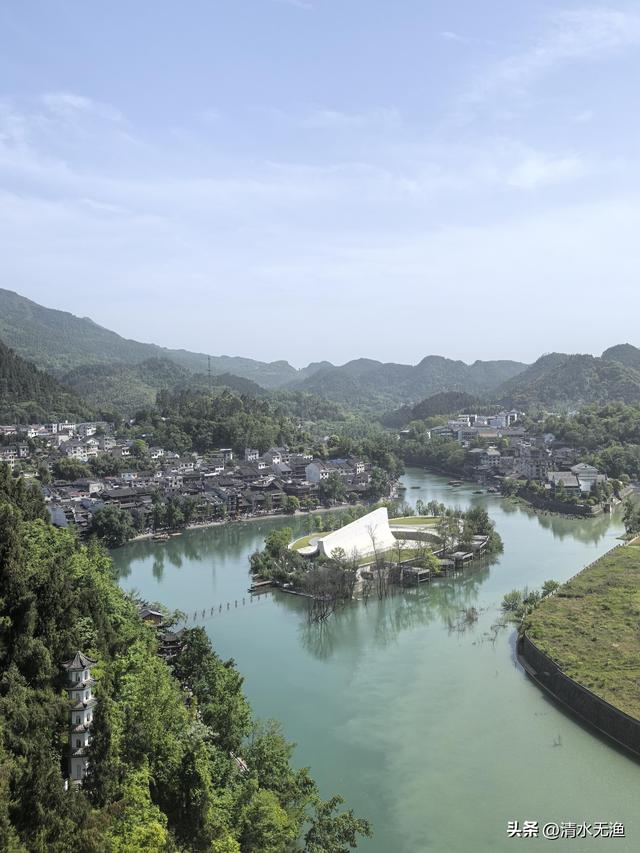湖南回头率超高的5座古镇，去过的人赞不绝口，看看你去过几座！
