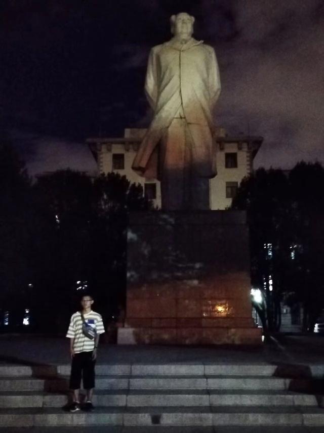 初识李六南