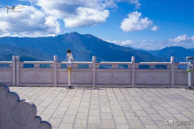 沙力旅游服务驿站曾是很完美的观景平台,可惜目前已经略显破败