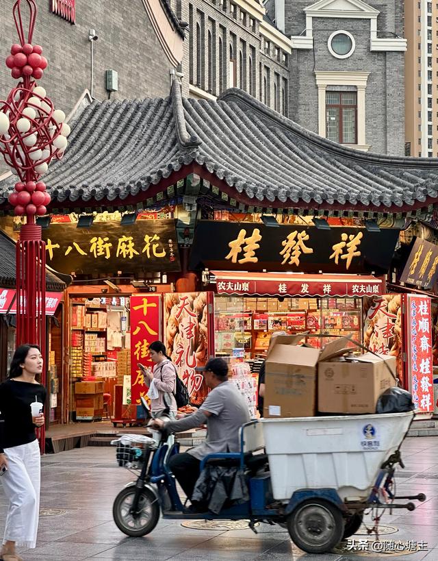 天津实景｜古文化街的津门民俗倔强和“小商品市集”的尴尬