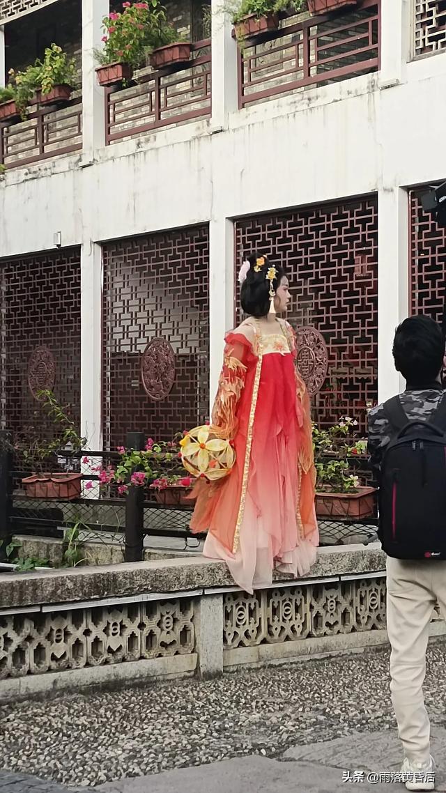 值得一去吗?甘坑古镇人多,内附女同胞上厕所不用排队攻略