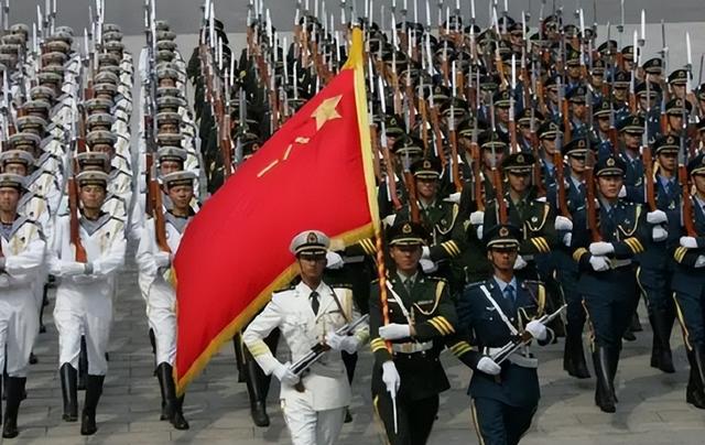 印尼总统态度逆转，连夜飞来中国参加北京阅兵，有两点不寻常